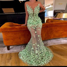 Load image into Gallery viewer, Sexy Mermaid Evening Dress Appliques robe de soiree longue Custom Made Formal Dress Long Off Shoulder vestido de festa longo - Ole Misc.