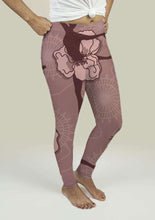 Load image into Gallery viewer, Leggings with Ballet Dancers - Ole Misc.