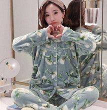 Load image into Gallery viewer, Winter Thick Flannel Women Pajamas Sets Velvet Autumn Warm Sleepwear Female Pyjamas Homewear Thick Home Suit - Ole Misc.
